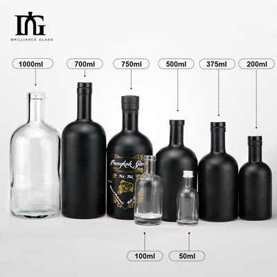 OEM/ODM Akzeptabel Klassiker Gin Rum Glasflasche mit Holzkappe 500 ml 750 ml