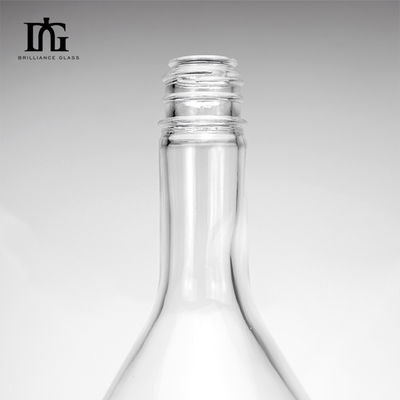 Custom Luxury Gin Whiskey Vodka 1.75L klare Glasflasche mit Schraubkappe und Gravierungen