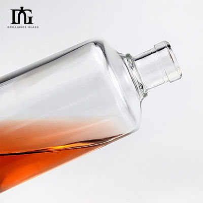 OEM/ODM Super Flint Material Glas Wodka Whisky Rum Spirituosenflasche mit Korkschraubkappe