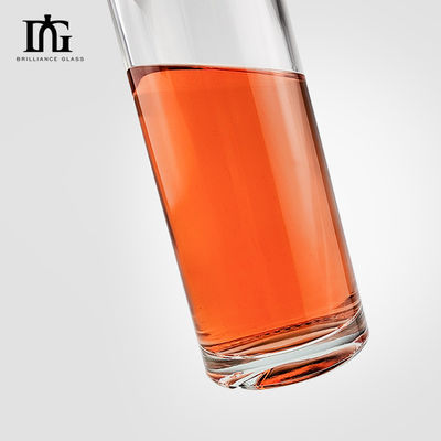 OEM/ODM Super Flint Material Glas Wodka Whisky Rum Spirituosenflasche mit Korkschraubkappe