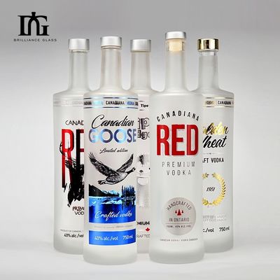 750 ml Langhalsflasche Blaufarbenes lackiertes Glas Alkohol Whisky Wodka Flasche für Getränke