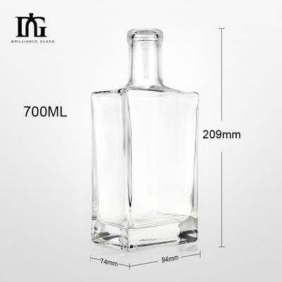 Akzeptable OEM/ODM 700ml Quadratfläschige Glasflasche für Whisky Gin Wodka Spirit Wahl