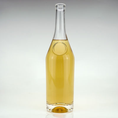 Alkohol und Getränke 700 ml Korkkappe Transparente Glasflasche für Brandy Wodka Spirit
