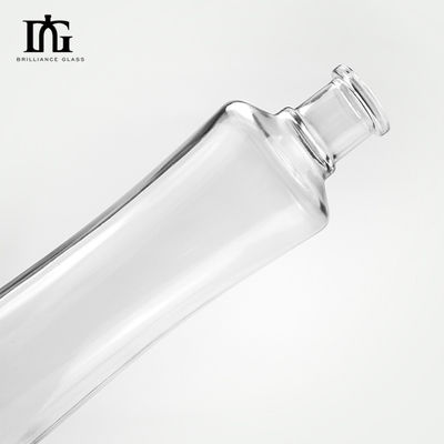 500 ml klare Gin-Wodka-Eiswein-Glasflasche mit Korkschraubkappe und Glasgrundmaterial