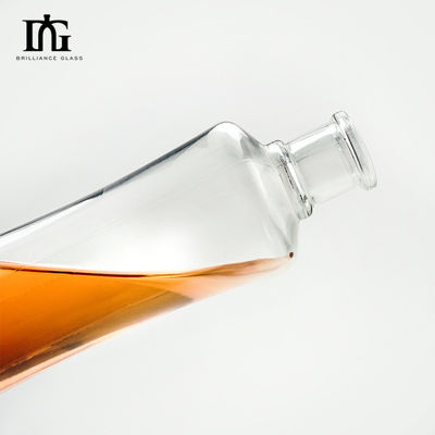 500 ml klare Gin-Wodka-Eiswein-Glasflasche mit Korkschraubkappe und Glasgrundmaterial