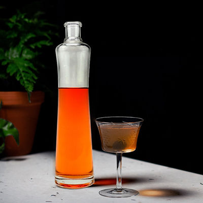 500 ml klare Gin-Wodka-Eiswein-Glasflasche mit Korkschraubkappe und Glasgrundmaterial