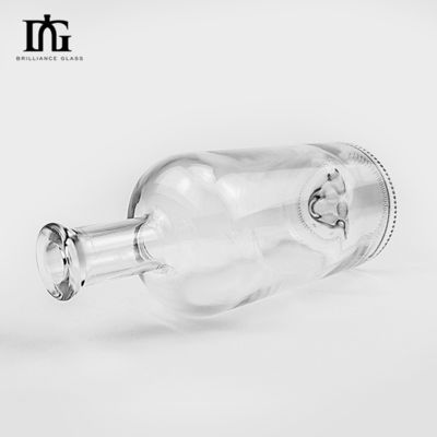 WISKY 750 ml klare Flint Glasflasche mit klassischem runden Design und Glaskragen