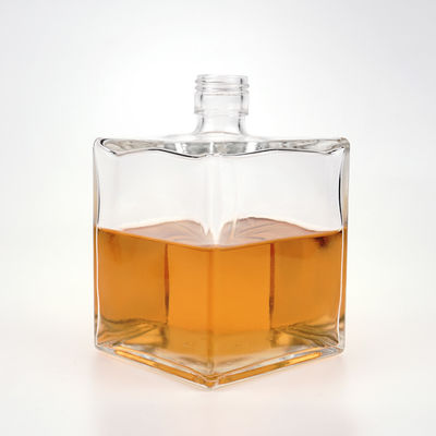 OEM/ODM akzeptabel Maßgeschneiderte Quadrat 750ml Glasflasche für Whisky Wodka Brandy Rum Gin