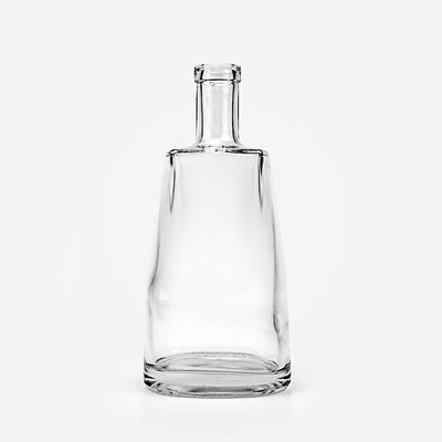 700 ml Glasflasche für Wodka Gin und Wein Körpermaterial Glas Logo akzeptabel