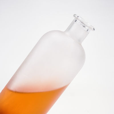 200 ml 500 ml 700 ml 750 ml Frostglasflasche für Wodka Spirituosen Wein OEM/ODM akzeptabel