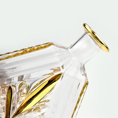 650 ml/700 ml/750 ml Glas Brandy Flaschen mit Fassungsvermögen und Glaskork