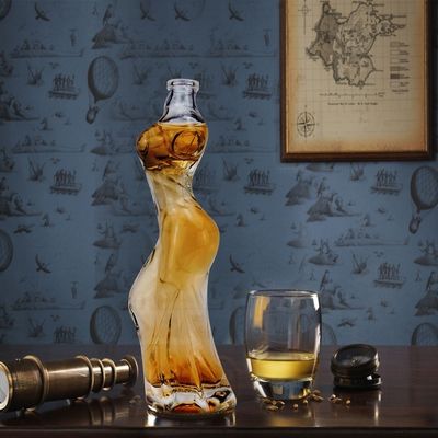 Custom 150 ml 500 ml Frau Körper geformt Alkohol Gin Wodka Spirituosen Flasche Glas mit Kork