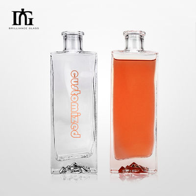 Custom 500 ml 700 ml klare Glas Vodka Flasche für Siebdruck und Warmstempel