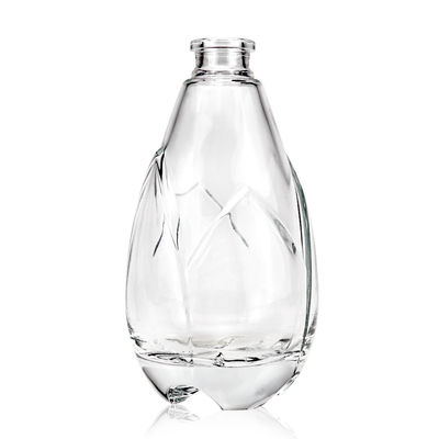 500 ml Gravieroberfläche Einzigartige Flasche für Spirituosen Glasflasche Getränke Korken
