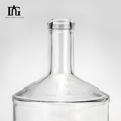 500 ml 700 ml 750 ml Whiskey Vodka Brandy klare Glasflasche mit individuell eingraviertem Etikett