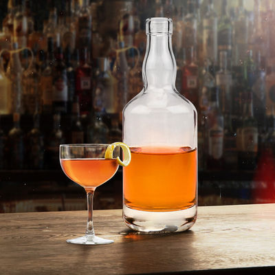 Gravierter Glasflasche für Gin Whiskey Liquor Brandy Wodka Wein 500 ml 750 ml 1000 ml besser