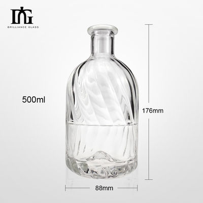 CORK Versiegelungstyp 500 ml Gravierung einzigartige Form Glasflasche für Rum Gin Brandy Spirituosen