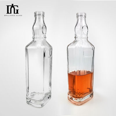 Superior 700 ml Whisky Flasche aus Extra Flint Glas mit graviertem Decal Druck