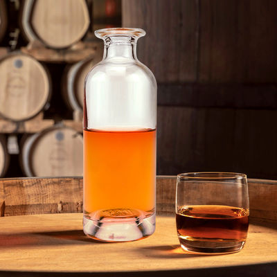 Gravieroberfläche 700 ml Runde Flasche mit breitem Mund für klaren Wodka Whisky