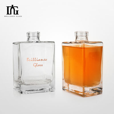 500 ml/700 ml/750 ml Kapazität Klassiker Quadratische Würfel Glas Whisky Brandy Wodka Flasche