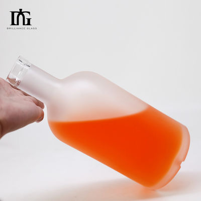 Glasflasche für Whisky-Glas 700 ml mit individuellem Etikett