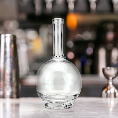 Halsband Glasmaterial 500ml Rum Whisky Flasche mit individuellem Siebdruck und mehr