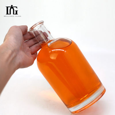 Siebdruck Warmstempelmalerei Whisky-Glasflasche mit Korkkappe