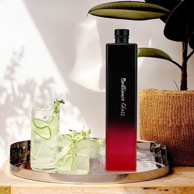 Low MOQ Glas Flaschen für Wodka Whisky Rum Gin in 500 ml 700 ml 750 ml Größen