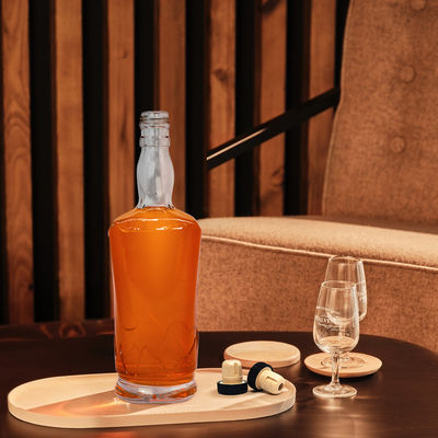 OEM/ODM 700ml 750ml Glasflasche für Wein Whisky Direktversorgung Kappe Typ Korkkorn Beide