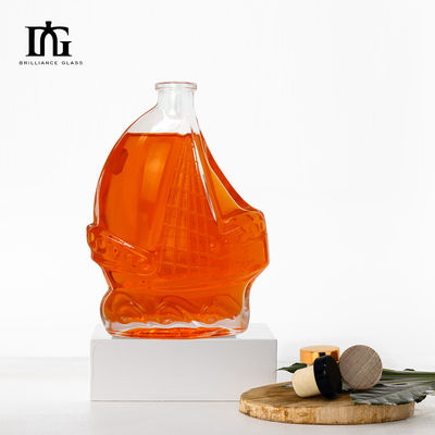 Custom Luxury 500ml Ahornblatt Glasflasche für Wein Whiskey Gin Getränke