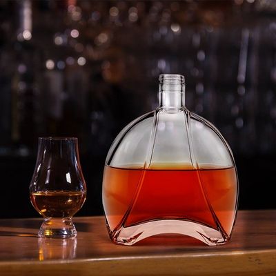 Glasflasche mit versiegeltem Korkdeckel für Wodka Tequila Gin für Kaffee Wein Basismaterial