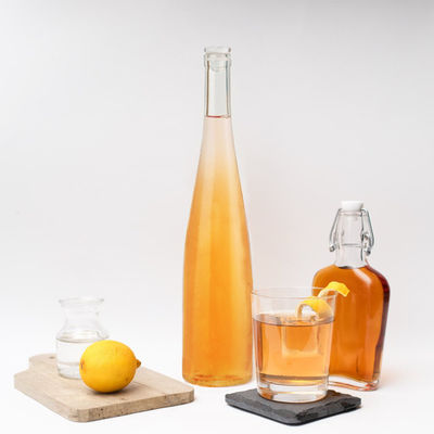 Gravierende Oberfläche Handhabung 380 ml 700 ml Glasflasche für Tequila Whisky Wodka Rum Brandy
