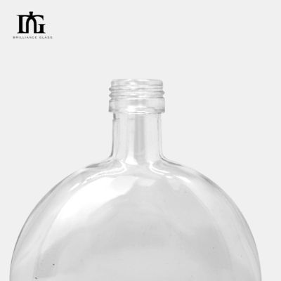 500 ml 250 ml Kapazität Gravierter Glasflasche für Spirituosen