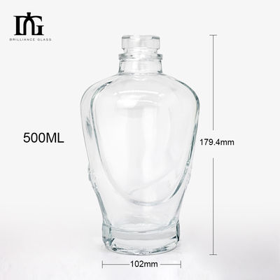 Andere Getränke 50 cl leere Wodka Whisky Glasflasche mit Korkdeckel und matte Oberfläche