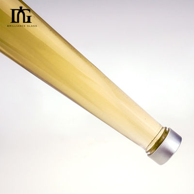 Glasflaschen mit stilvollem Design für Spirituosen 500 ml/700 ml/750 ml Kapazität