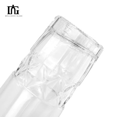 Akzeptable OEM/ODM-Produkte im europäischen Stil Luxus 700 ml 750 ml einzigartige Whisky Rum Gin Glasflasche