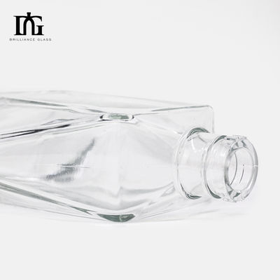 Gravierte Oberfläche 750 ml Viereckglasflasche für Getränke
