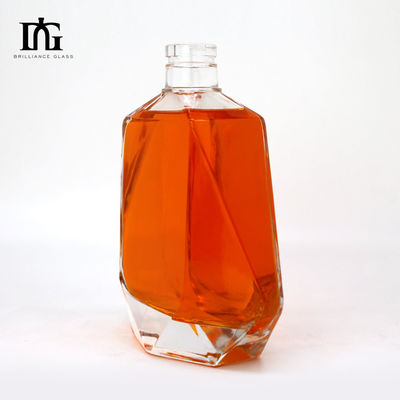 Gravierte Oberfläche 750 ml Viereckglasflasche für Getränke