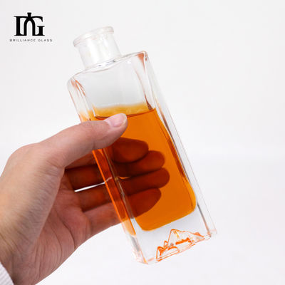 250 ml/350 ml/500 ml/550 ml/650 ml/700 ml/750 ml Glasflasche Korkenverschluss für Wodka Rum Brandy
