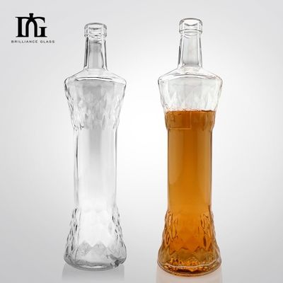 Custom Design Glas Whisky Decanter 700ml mit Korkkopf und Kreativkragen