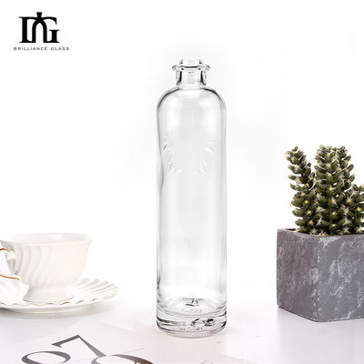OEM/ODM akzeptabel 750 ml Wodka-Liter Glasflasche mit Metalldeckel und Korkschraubkappe