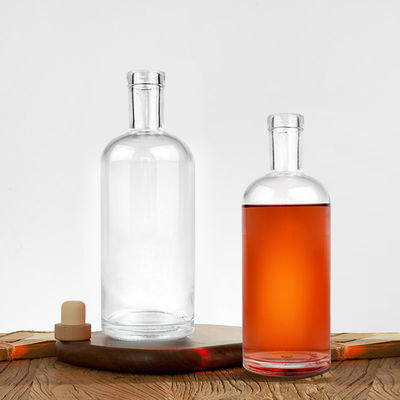 375 ml 500 ml 750 ml 1000 ml Glas Wodka Spiritus Gin Flasche mit graviertem Oberflächenhandling