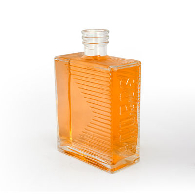 500 ml Modern Decal Crafts Gin Flasche Glas für Spirituosen und Getränke OEM/ODM akzeptabel