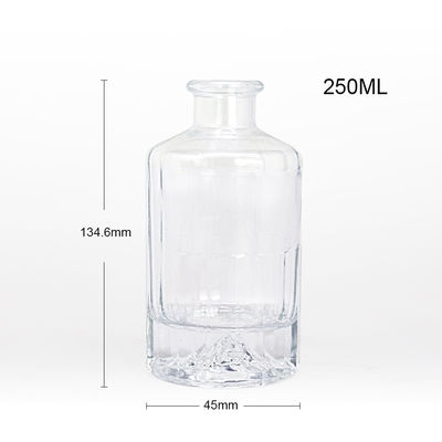 Akzeptable OEM/ODM-Flaschen für Wodka, Whisky, Rum, Gin, Brandy in verschiedenen Größen