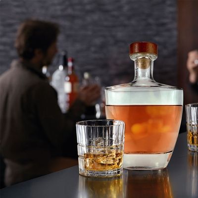 750 ml Glasweinflaschen mit Korkdeckel und Versiegelung Schrumpfkapseln für Spirituosen und Getränke