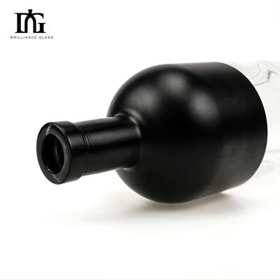 750 ml eigene Flasche aus schwarzem Matte Glas, ideal für Champagner und Rotwein