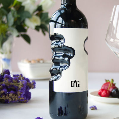 Frei verfügbare Probe 750 ml Gin Flasche Glas Spirituosen Flasche für verschiedene Einstellungen