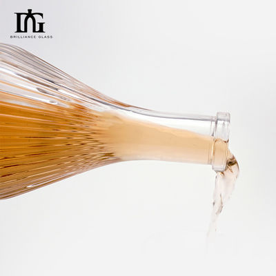 Alkohol und Getränke Glasflasche 200 ml 375 ml 500 ml Wodka mit Glaskragen