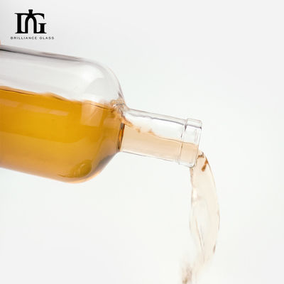 750 ml Glas Gin Schwarze leere Glasflasche Silber Whisky Flasche für kohlensäurehaltige Getränke
