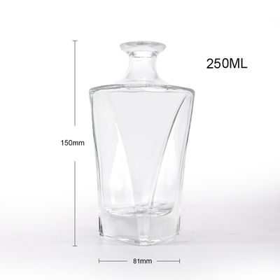 Glasflaschen für Wodka Whisky Rum Gin Brandy Niedrige MOQ 375ml 500ml 700ml 750ml